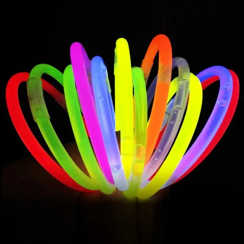 100Pcs Night Glow Party Supplies with Connectors, CHILDREN'S or Adult Party Glow Necklaces and Bracelets Party Decoration Glow