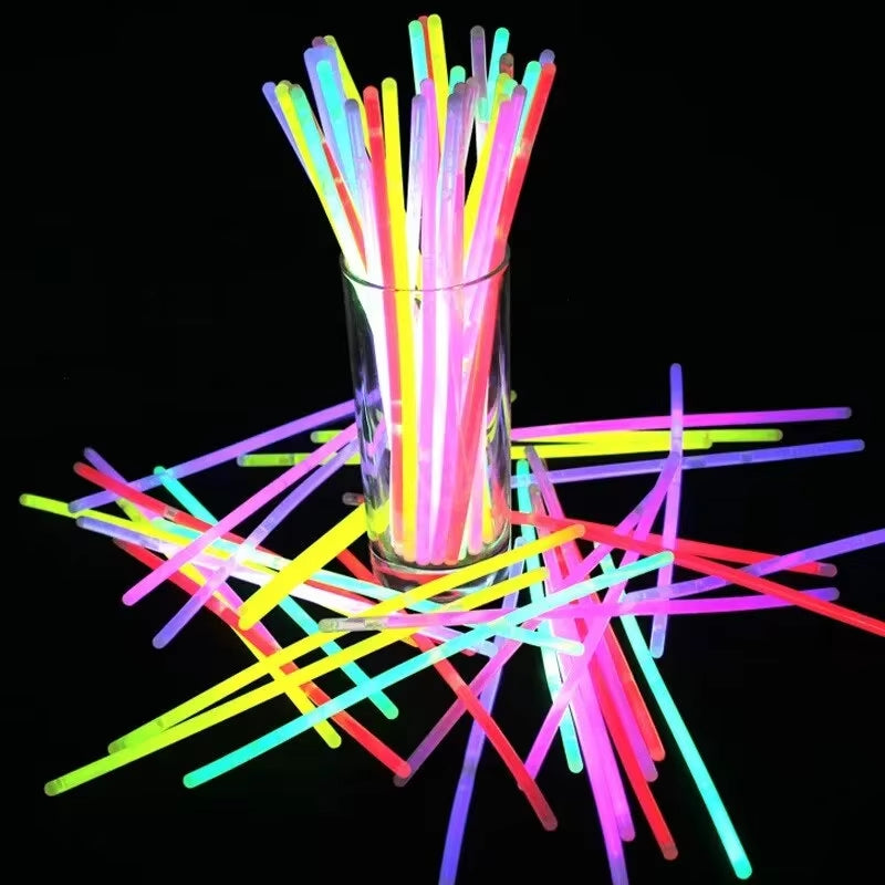 100Pcs Night Glow Party Supplies with Connectors, CHILDREN'S or Adult Party Glow Necklaces and Bracelets Party Decoration Glow